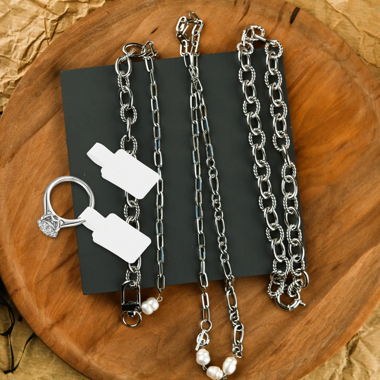 

200Pcs Blank White Paper Jewelry Price Labels Self Adhesive Rectangle Hangtags Versatile Residue-Free for Jewelry Store Retail