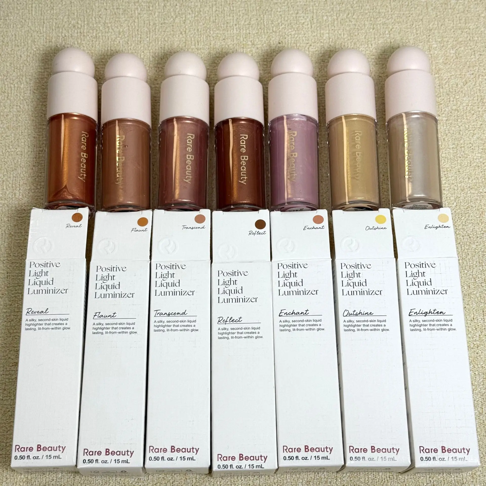 Rare Beauty Light Silky Touch – Rare Beauty Makeup Highlighter recenzja i cena