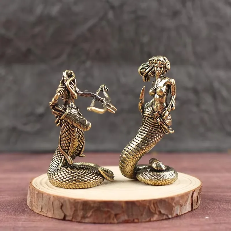 

Greek Myth Medusa Snake Woman Sculpture Bronze Style Art Figurine Home Office Desktop Decor Creative Craft Gaming Model