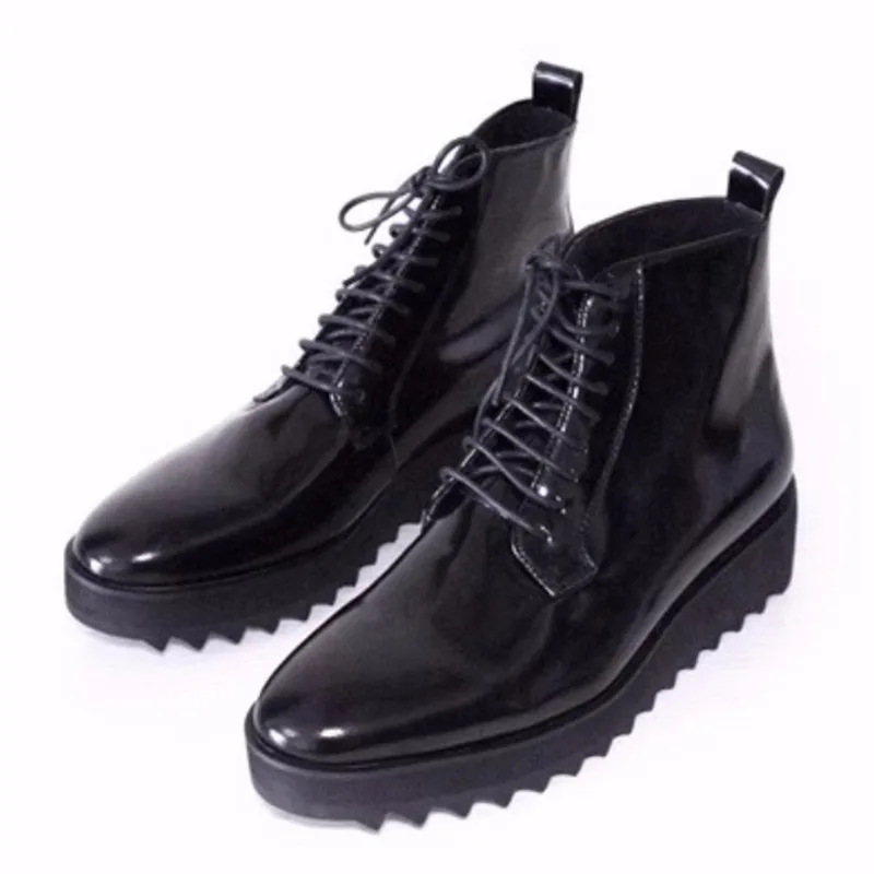 

Новые глянцевые черные ботинки на платформе, мужская обувь из натуральной кожи, ботильоны «Челси» ручной работы на шнуровке из воловьей кожи на толстой подошве