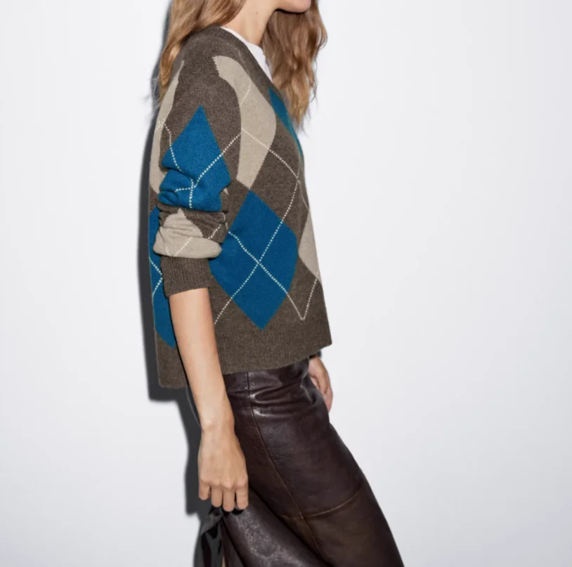 سترة محبوكة من American College Sle V-Ne بنمط ماسي ريترو للنساء قطعة واحدة لموسم خريف 2025 #3