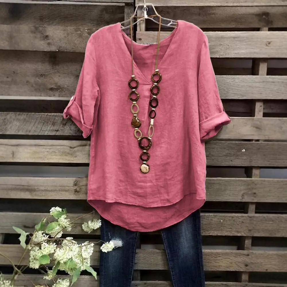 بلوزة نسائية من مزيج القطن برقبة على شكل حرف V وأكمام نصفية وتصميم فضفاض بلون واحد 	 قمصان نسائية أساسية متعددة الاستخدامات للعمل