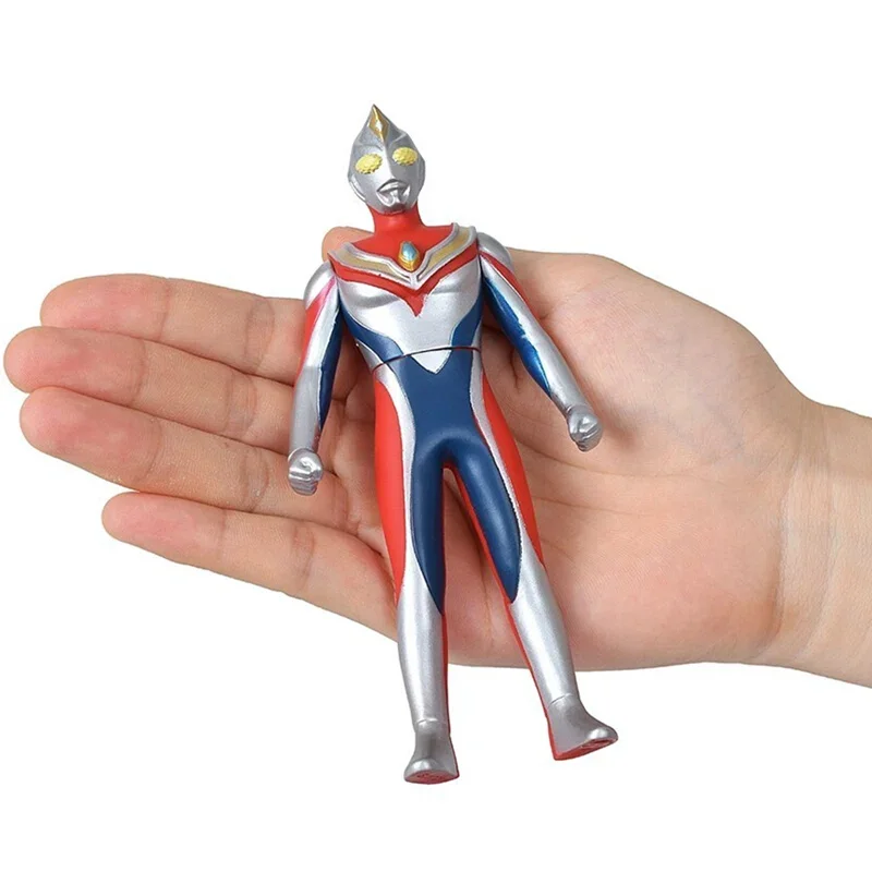 BANDAI Ultraman Tiga Seven Zoffy Ace Taro Leo Ojciec Ultra Figurki Anime Figurka akcji Model kolekcjonerski Kid Coll Zabawka Prezent