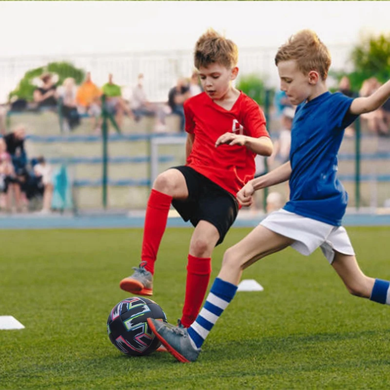 Fußball, Größe 5, schwarz, PU, rutschfest, Grasfußball, für Erwachsene, drinnen und draußen, verschleißfester PU-Fußball