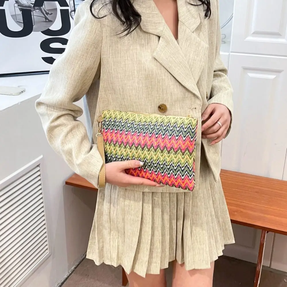 Rainbow Woven Hand Bag Straw Ladies Coin Purse Bag Female Clutch Bag Casual Ladies Beach Wrist Bag