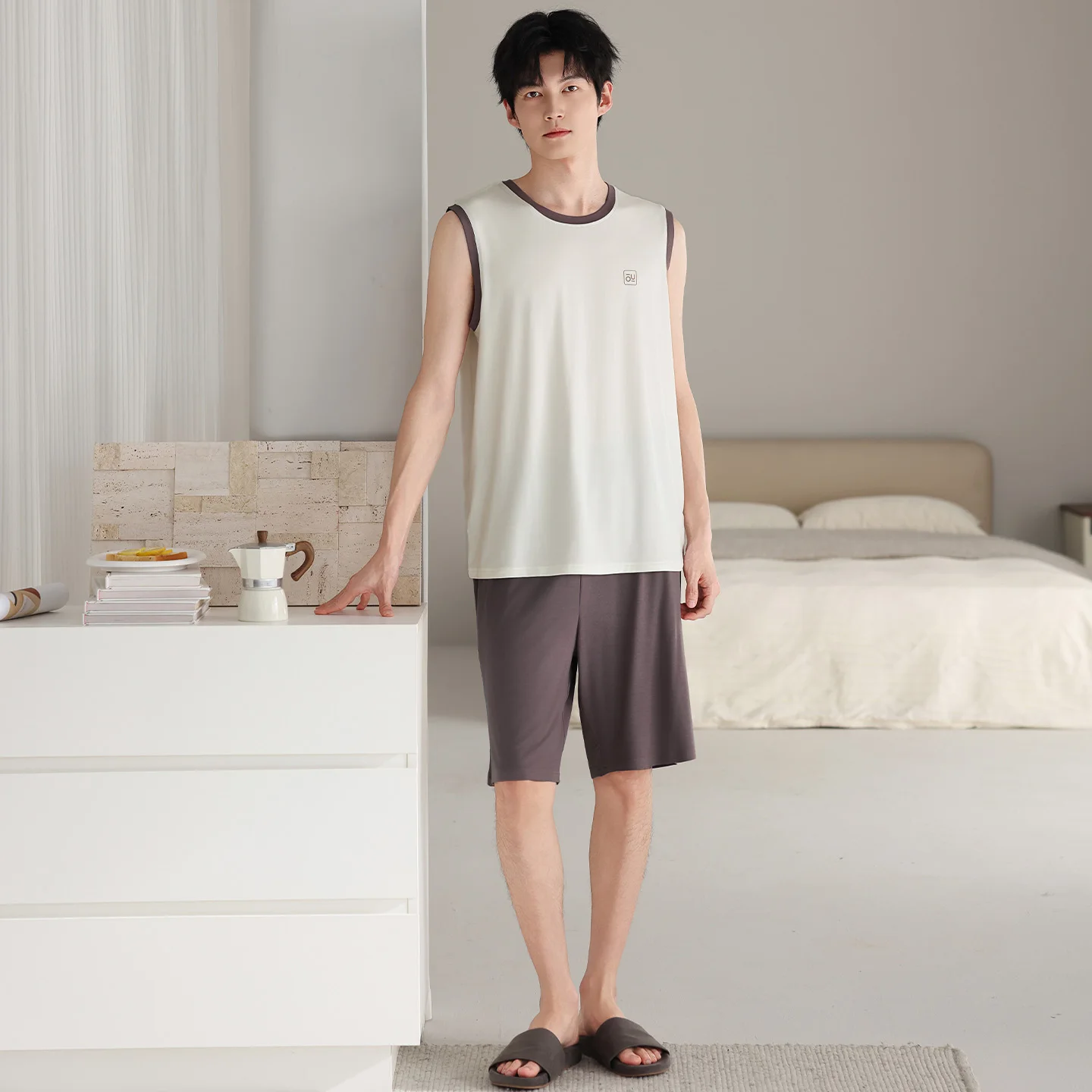 Pyjamas Male Soft Modal Fashion Men Sleeveless Tops Short Pants Pajamas Set 2 Piece/set Summer Pijamas Hombre Home Lounge Gift
