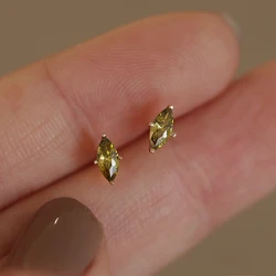 New In Fresh Olive Green Zircon Piercing Earring Simple Geometry Small Ear Stud Earrings for Women Party Jewelry Gifts