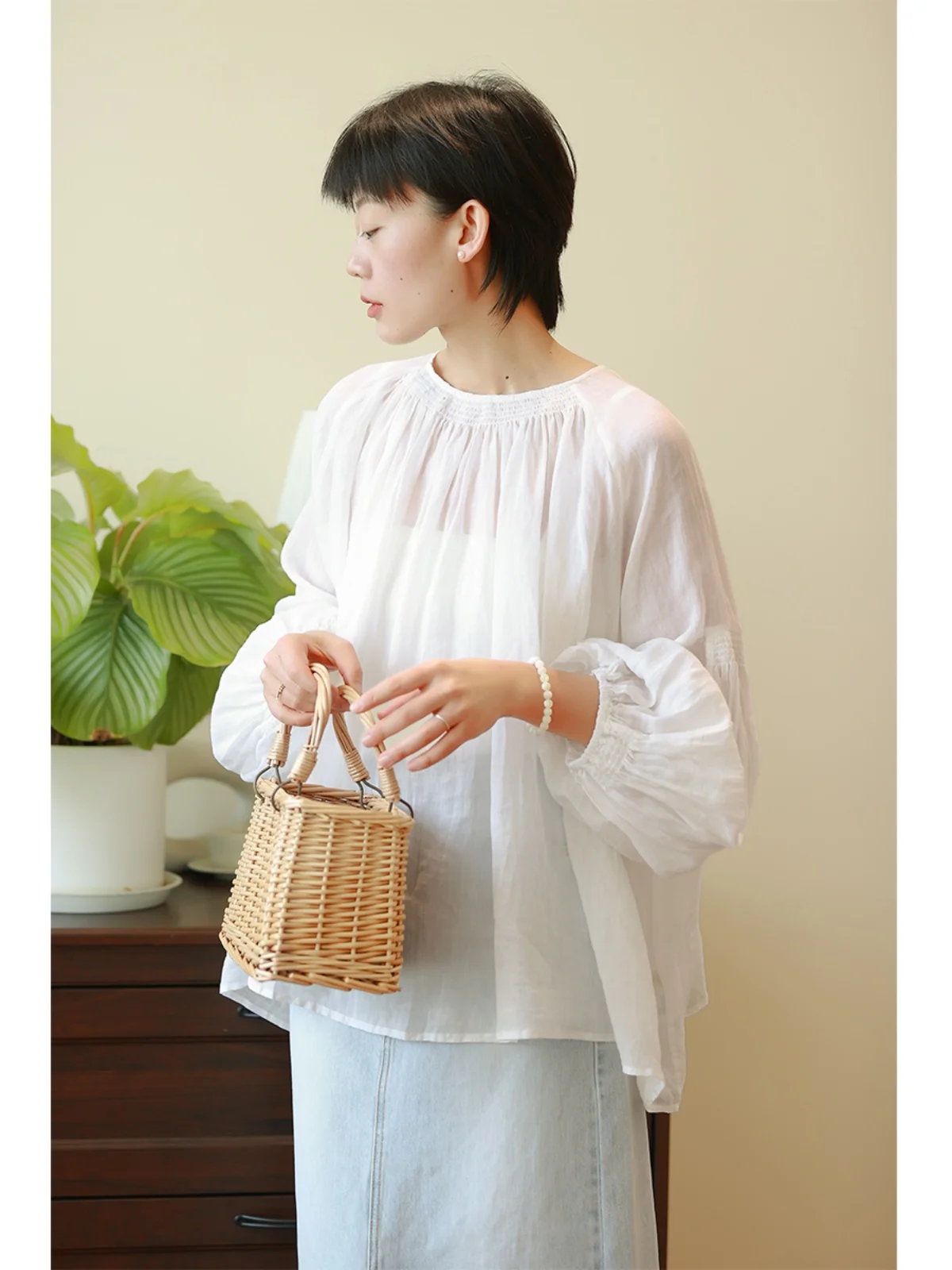 

Легкая дышащая свободная льняная рубашка с длинными рукавами и круглым вырезом для женщин, новинка весна-лето, топ с защитой от солнца