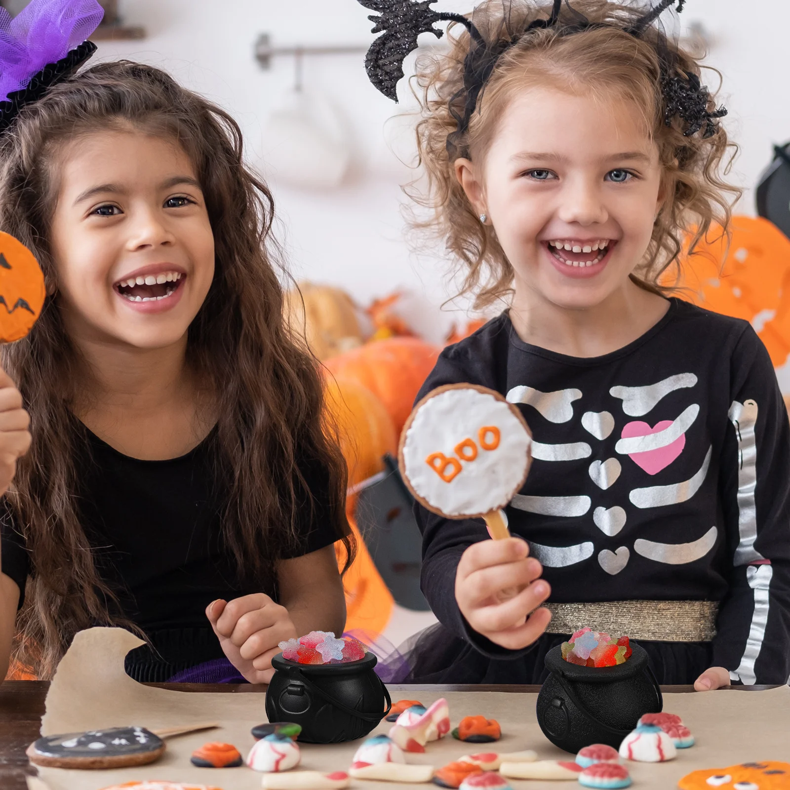 

1Set Halloween Witch Black Pot Candy Jar Small Size Suitable for Cosplay Trick Or Treat Party Children Hand-Held Candy