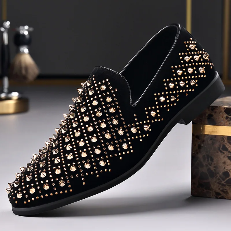 Spring New Men Leather Casual Shoes Street Trend Rivet Leisure Shoes Slip-on Dress Shoes