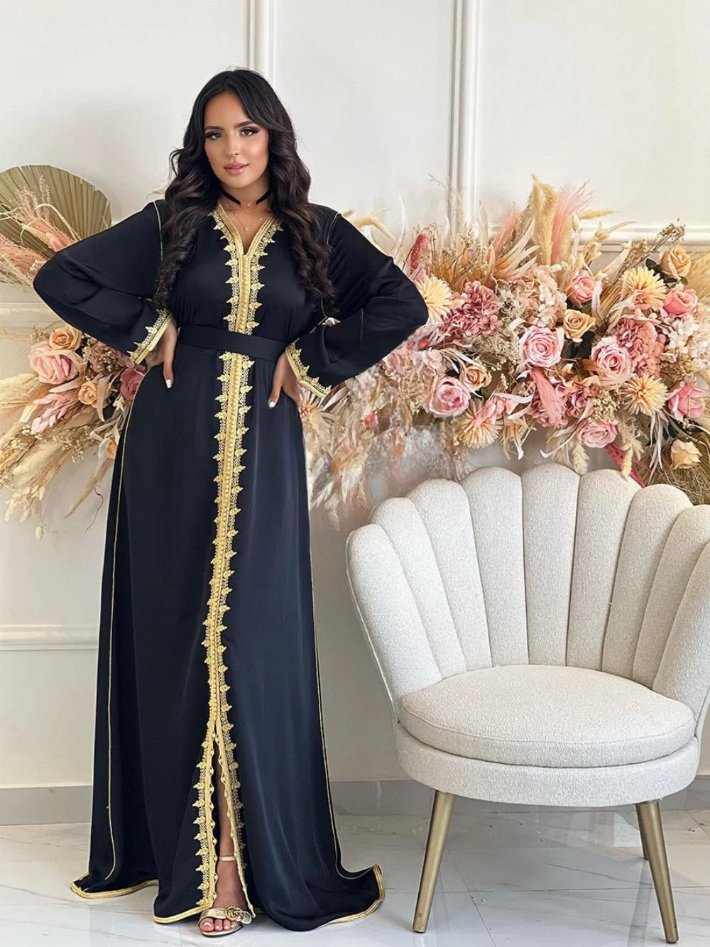 Golden Appliques Prom Dress Muslim Long Sleeve Cocktail Gown Elegant Moroccan Caftan Evening Dress Customized Robe De Mariée