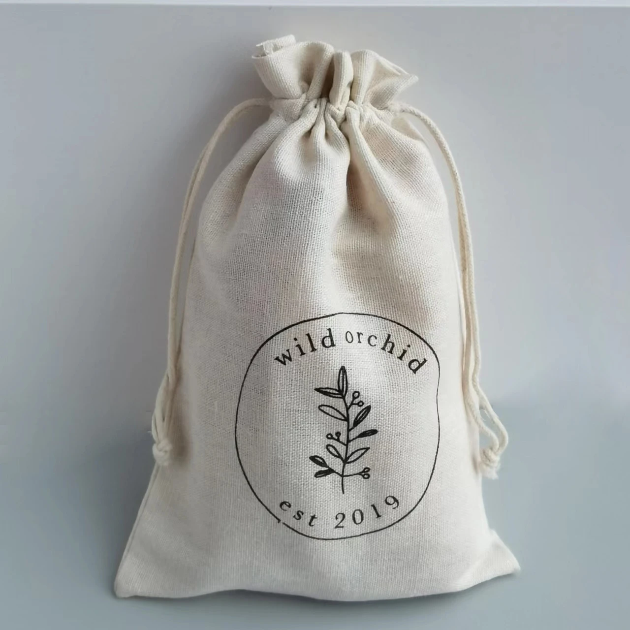 

50 Natural Color Soft Cotton Linen Drawstring Bag Reusable Gift Pouches Jewelry Makeup Cosmetic Candy Wedding Party Print Logo