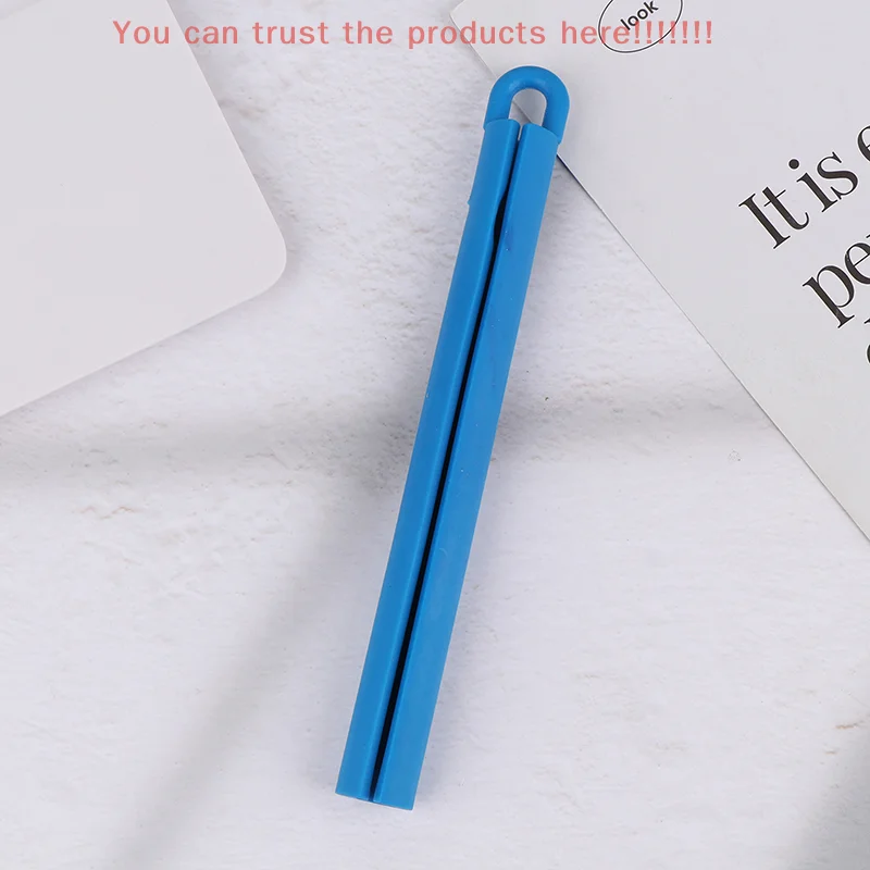 

1Pc Billiards Cue Hanger Pool Cue Holder Universal Billiard Cue Tip Protector Hanging Rubber Long Clamp Holder Boom Rack Tool