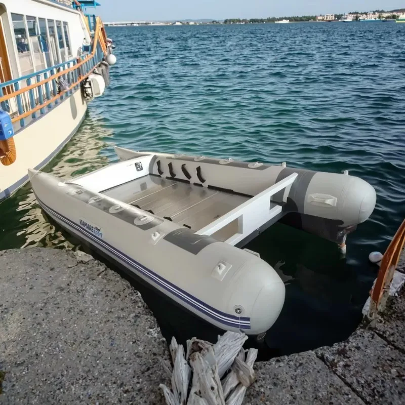 Qboat D270-3 4.  0.9mm PVC Inflatable Water-skiing Fishing Pontoon Boat 6-Person Lightweight Stable Foldable Durable