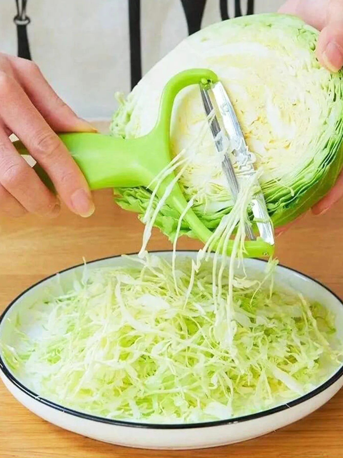 

Multi Functional Stainless Steel Fruit And Vegetable Peeler And Slicer - Suitable For Potatoes, Cabbage, Melons, Etc. - Easy To
