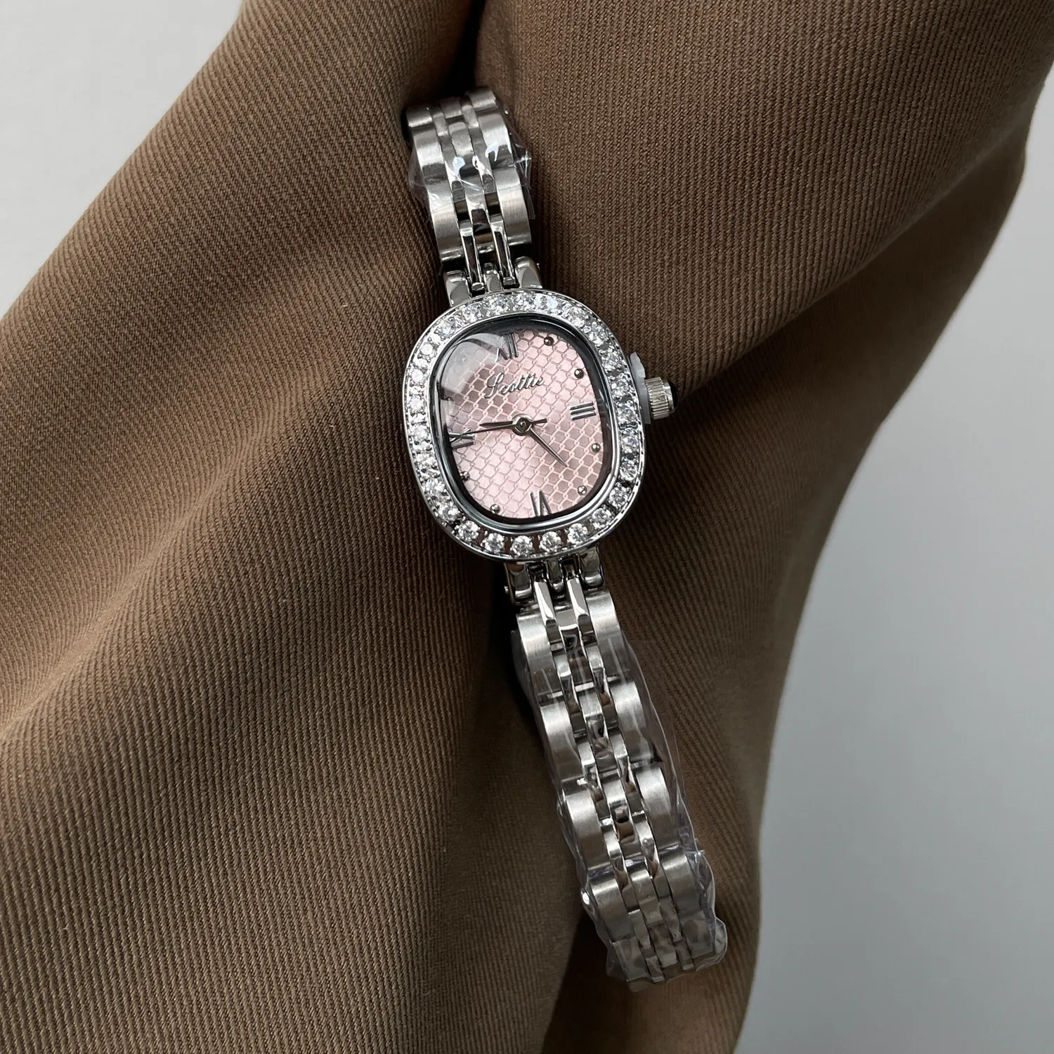 女性用腕時計-ガールズ-クォーツウォッチ-ゴールド-シルバー-ステンレススチール-オロロジオ-レディース-ファッション腕時計-ダイヤモンド象嵌-オーバル時計