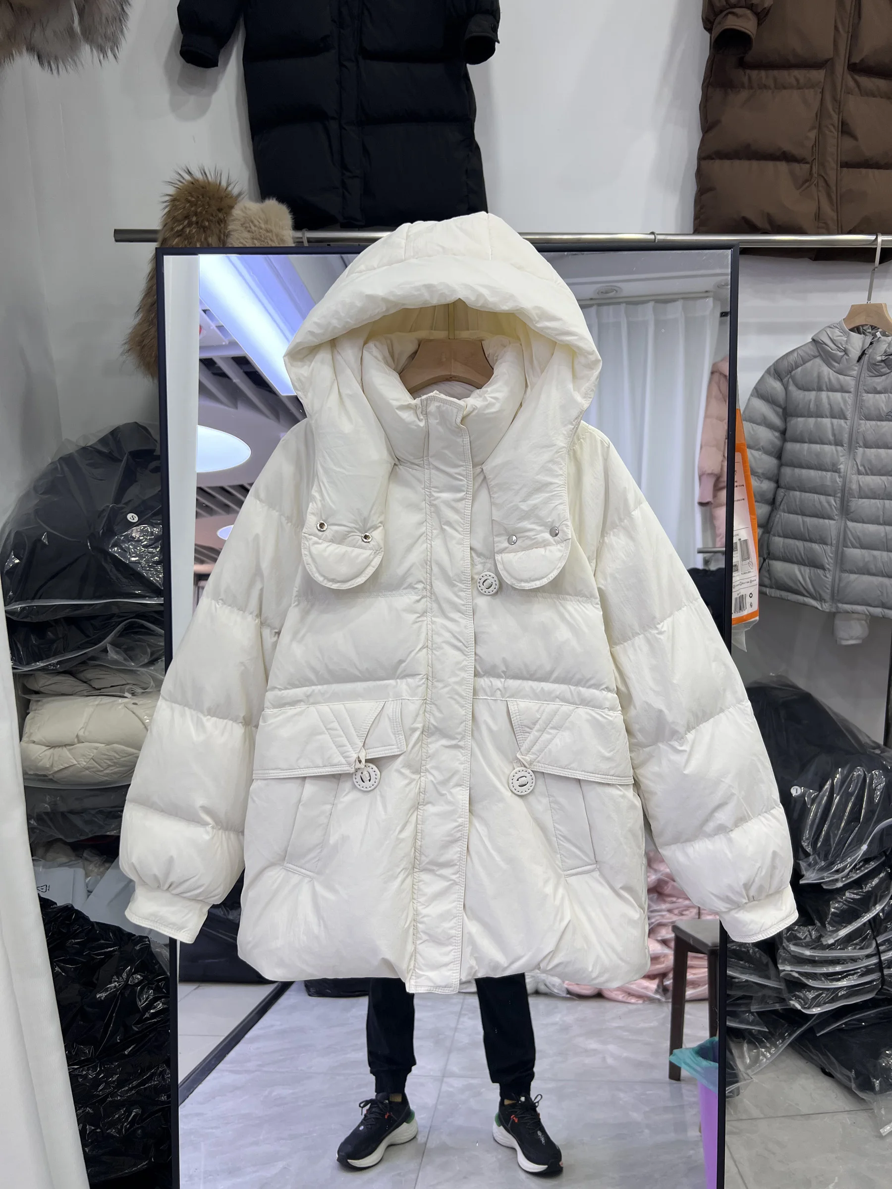 

White Duck Down Jacket New Down Puffer Jacket Women's Short Hooded Fashion Snow Parka Loose White Duck Down Coat Outwear