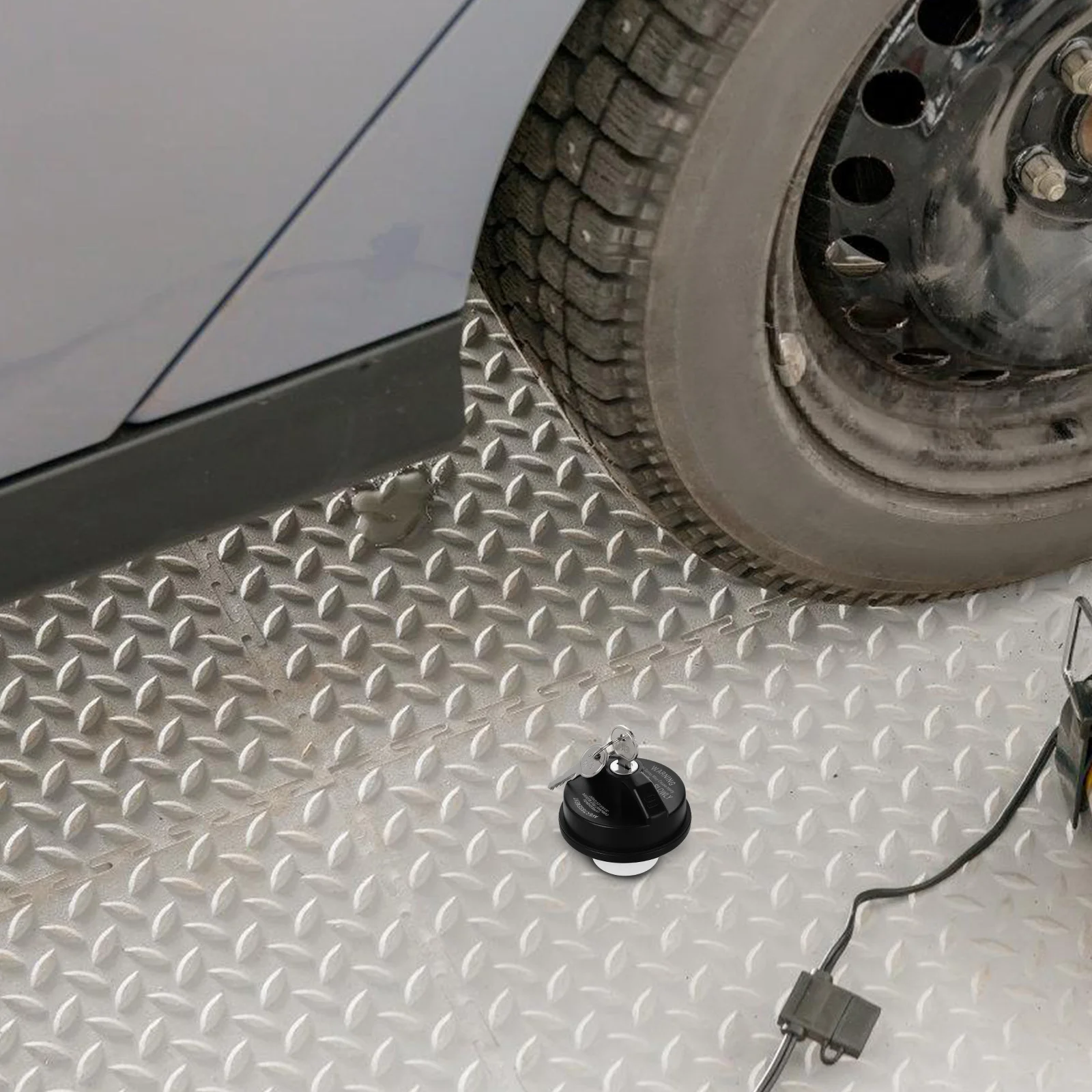 

ABS Locking Gas Cap with Key Fuel Tank Replacement Cover for Car Durability and Leak Prevention Compatible with Jeep