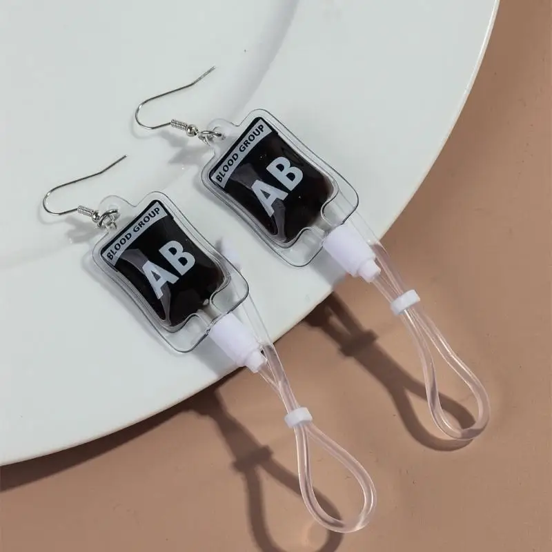 

Realistic Fake Blood Earrings with Liquid Movement Small Strong Costume Jewelry Accessory for Dark Night Party D7YA