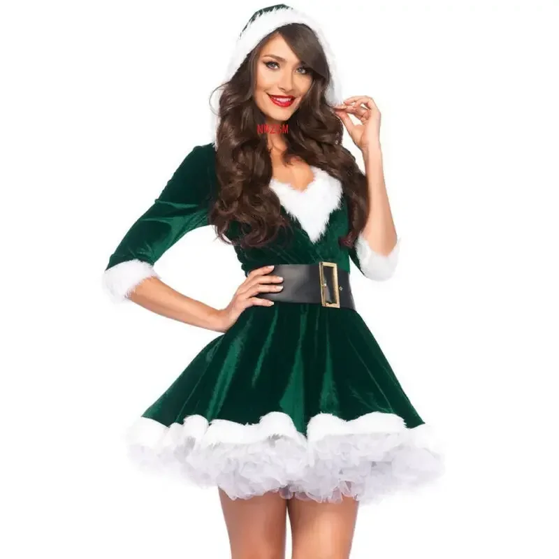 The Ultimate Christmas Party Outfit thumbnail