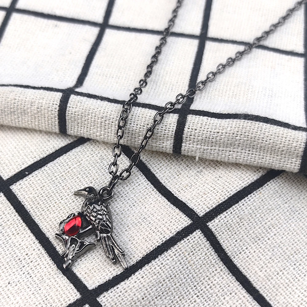 Love And Deepspace Sylus Crow Pendant Necklace Game Cosplay DIY Ornament Halloween Party Decor Costume Accessories Jewelry New