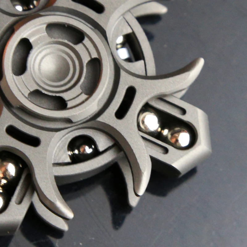 Titanium MINI EDC Hand Spinner Fashion Cool Metal Fidget Spinner Stress Relief ADHD Concentration Fidget Toys for Adults Gift