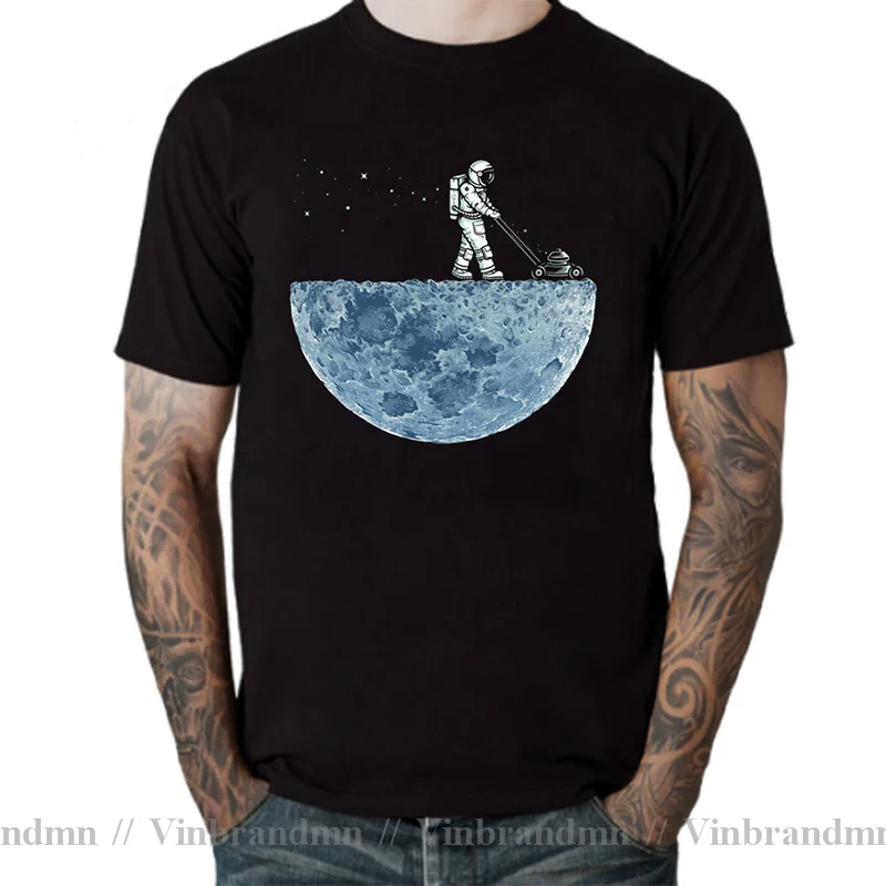 Lunar Cleaner T shirt men Funny Digging The Moon The Walking Astronaut Print T Shirts Casual tshirt male Space Dunking T-shirt