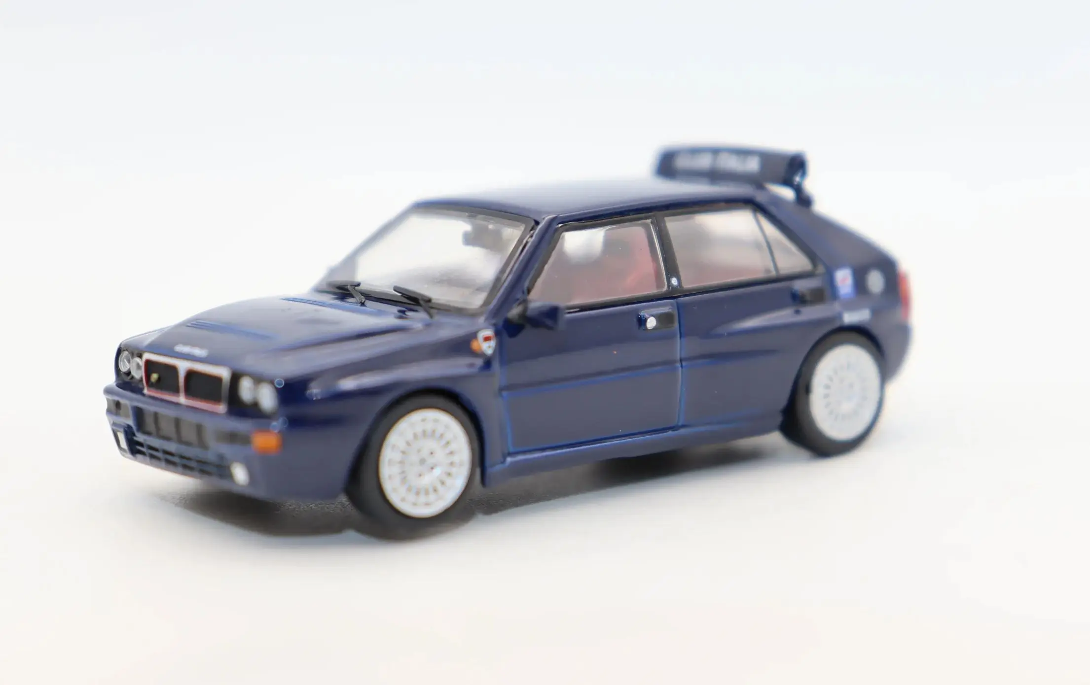 Neue TW 1 64 Delta HF Integrale Club Car Druckguss-Legierung Spielzeugautos Simulationsmodi Geschenk