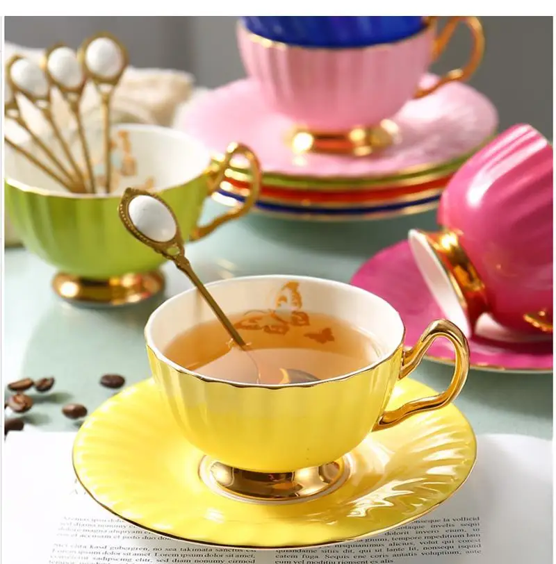 200ml Phnom Penh Coffee Cup Art Tea Set Exquisite Handicraft Bone China and Saucer Golden Spoon European Luxury Mug