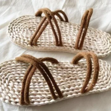 Corn husk straw flip-flops home beach shoes couple men and women massage