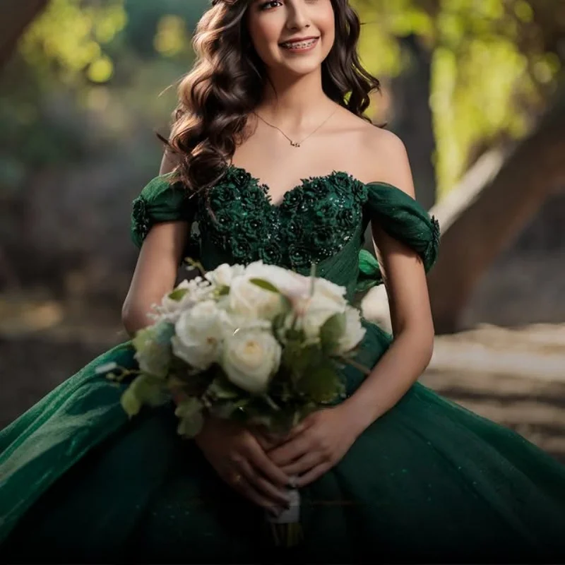 

Shiny dark green Quinceanera Dress off-shoulder glitter flower Decal Long tail Vestidos De 15 Quinceanera ﻿Customize