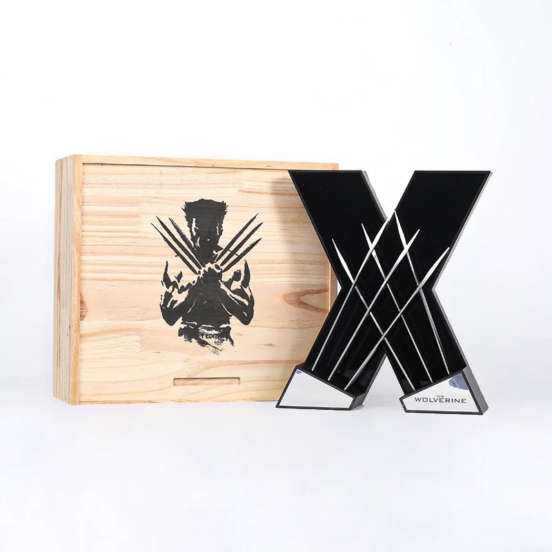 재고 있음 HCMY 울버린 플라스틱 발 코스프레 소품 장식 무기 모델 영화 주변 선물