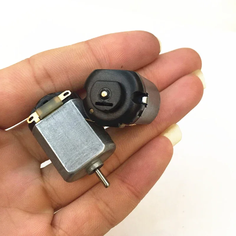 4PCS Mini 130 DC 3V 14500RPM High Speed Motor for RC Remote Control Car Micro Motor 4WD Racing Car Engine Toy Models