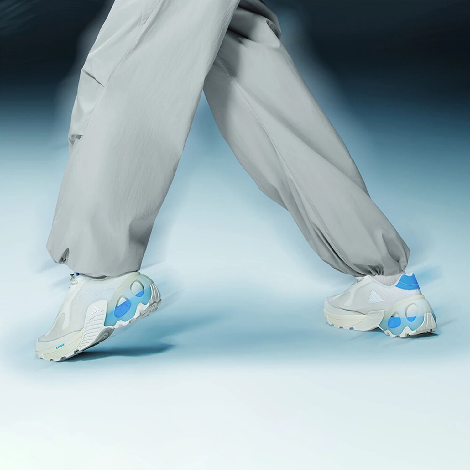 

Adidas Original WONDER RUNNER Unisex Thick Sole Running Shoes JP5265