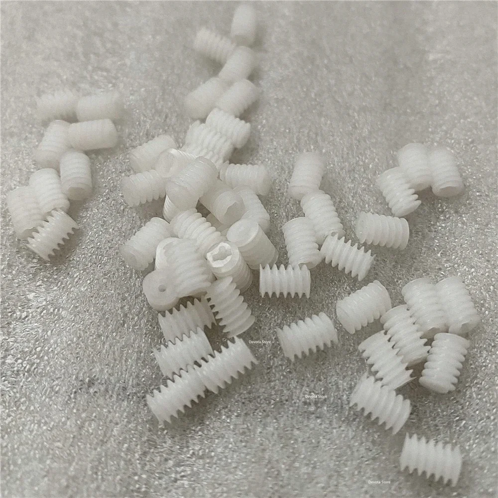 Hole 1.0mm 0.95mm 0.3M Plastic worm Gear 6.3mm*4.24mm White worm gears