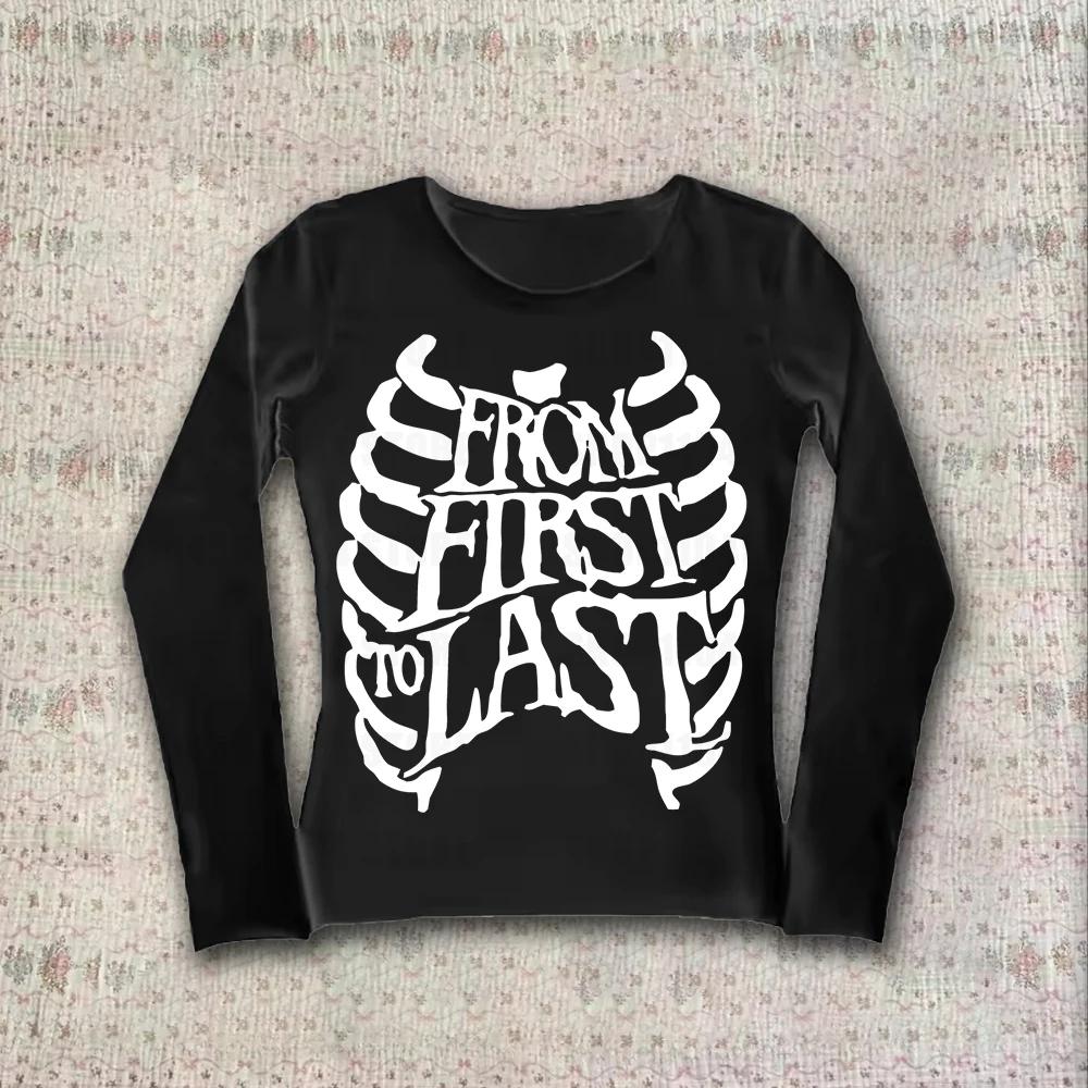 ريترو موضة إلكتروني نمط بأكمام طويلة عادية 90s طباعة Y2K توب روك القوطية الجمالية الشرير عادية سلم المرأة س الرقبة تي شيرت