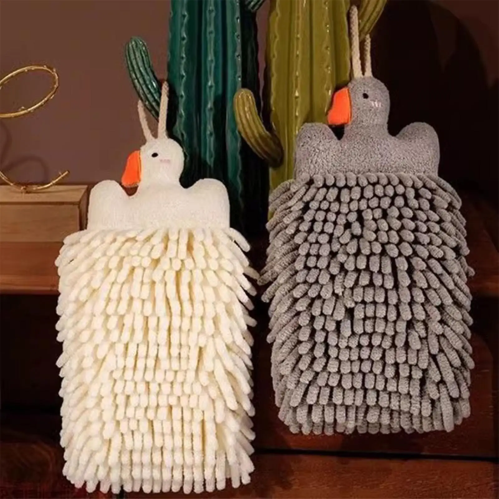 2pcs Cute Chenille Hand Towel Highly Absorbent Bathroom Kitchen Towel Soft Decorative Towel Quick-Dry Cleaning Cloths