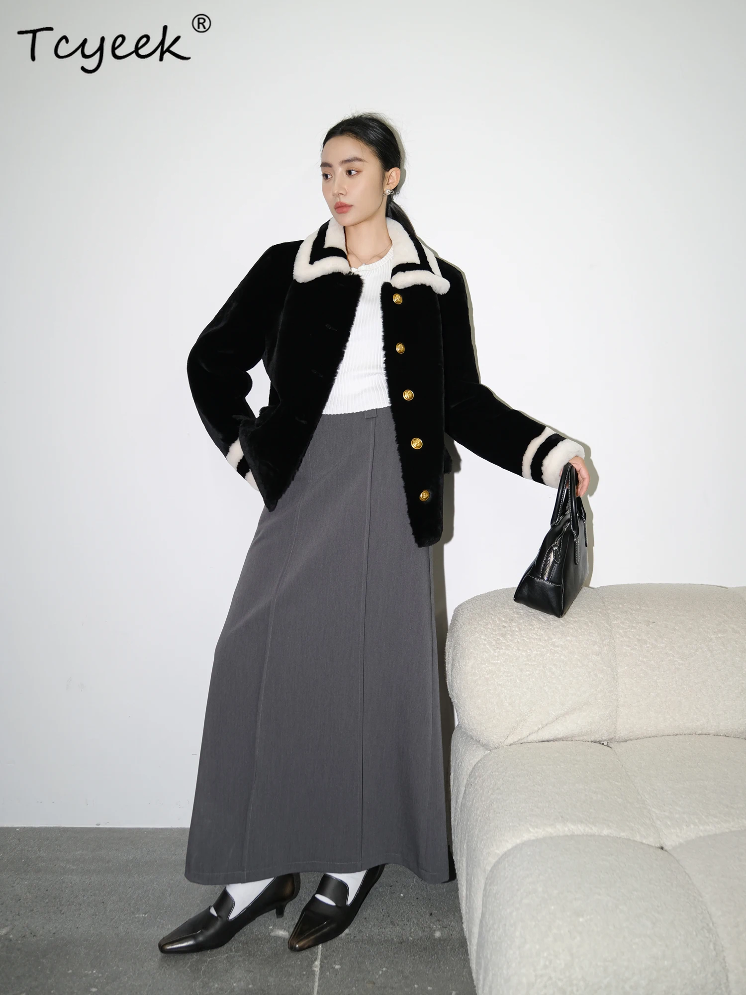 Tcyeek Prawdziwa Wełna Jesień Zima Ekskluzywny Modny Czarny Futro Zintegrowane Kontrastowe Krótkie Damskie Wełniane Futro Płaszcz Fourrures Femme