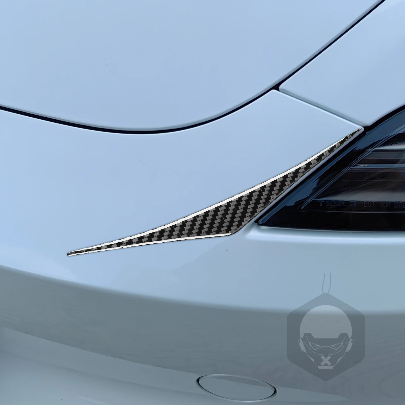 For Tesla 3 2023-up Eyebrows behind the eyes Decorative Real Carbon Fiber Stickers Car External Accessories