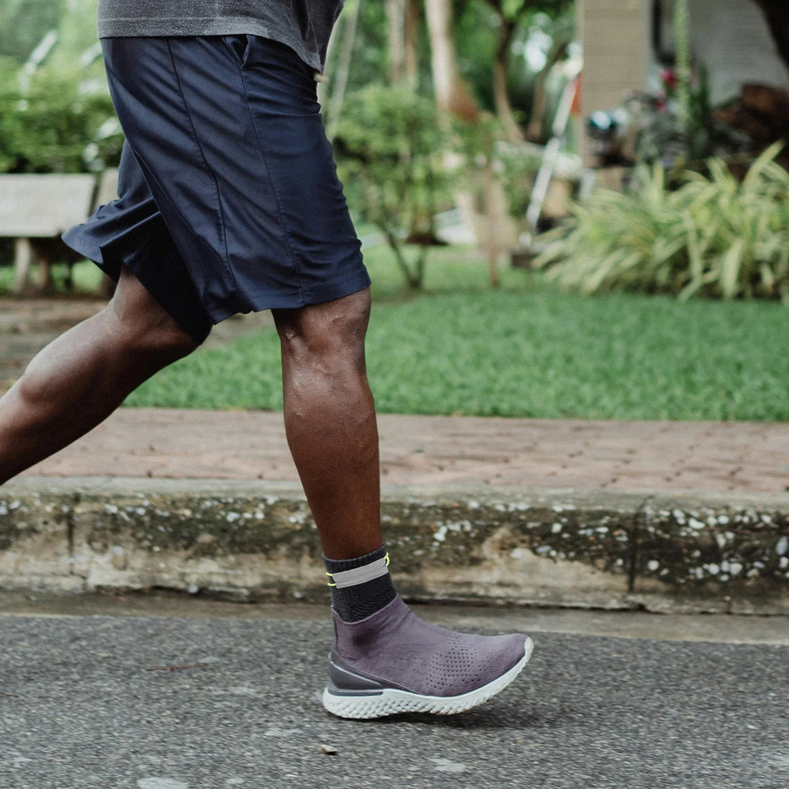 2Pcs High Elastic Reflective Pant Leg Straps Adjustable Cycling Ankle Safety Band Comfortable Fit Pants Strap Night Riding