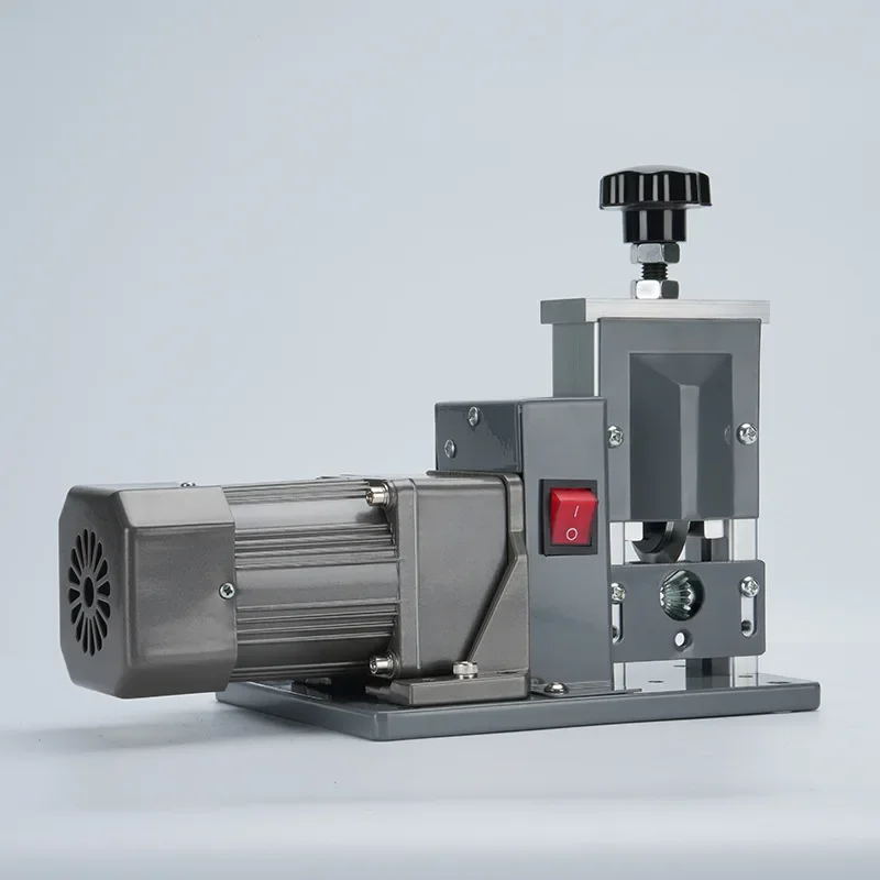 

New New Small Waste Copper Wire Stripping Machine for Household Use 220v Electric Wire Stripping Machine,