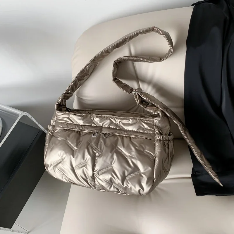 Sac Décoratif Lumineux de Marque pour Femme, Fourre-Tout Décontracté de Grande Capacité, à la Mode, Offre Spéciale, 2024