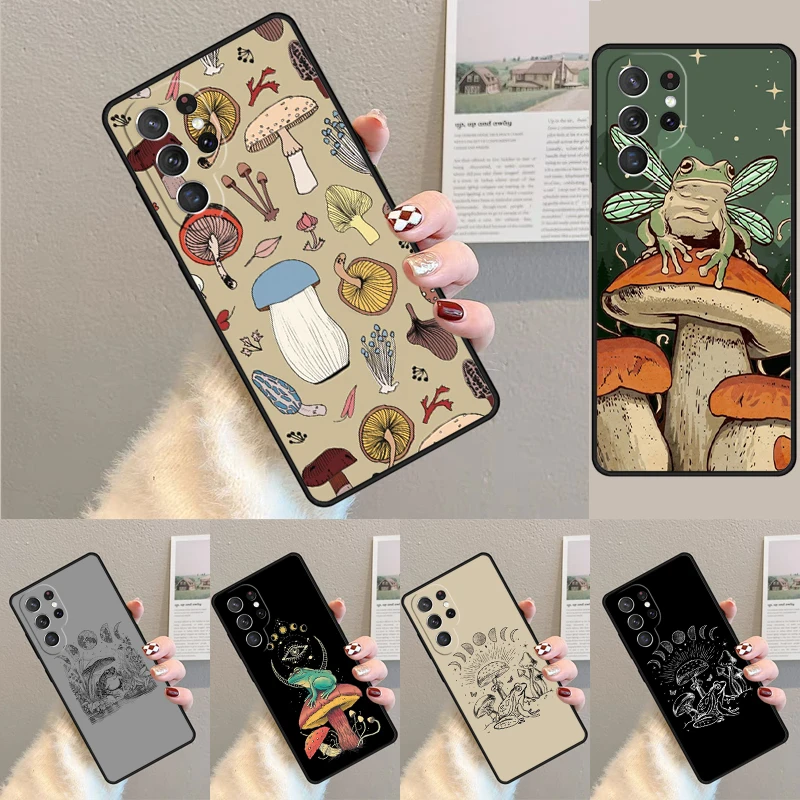 Cover For Samsung Galaxy S24 Ultra S21 S22 S8 S9 S10E Note 10 20 Plus FE S23 Cottagecore Frog Mushroom Moon Witchy Phone case