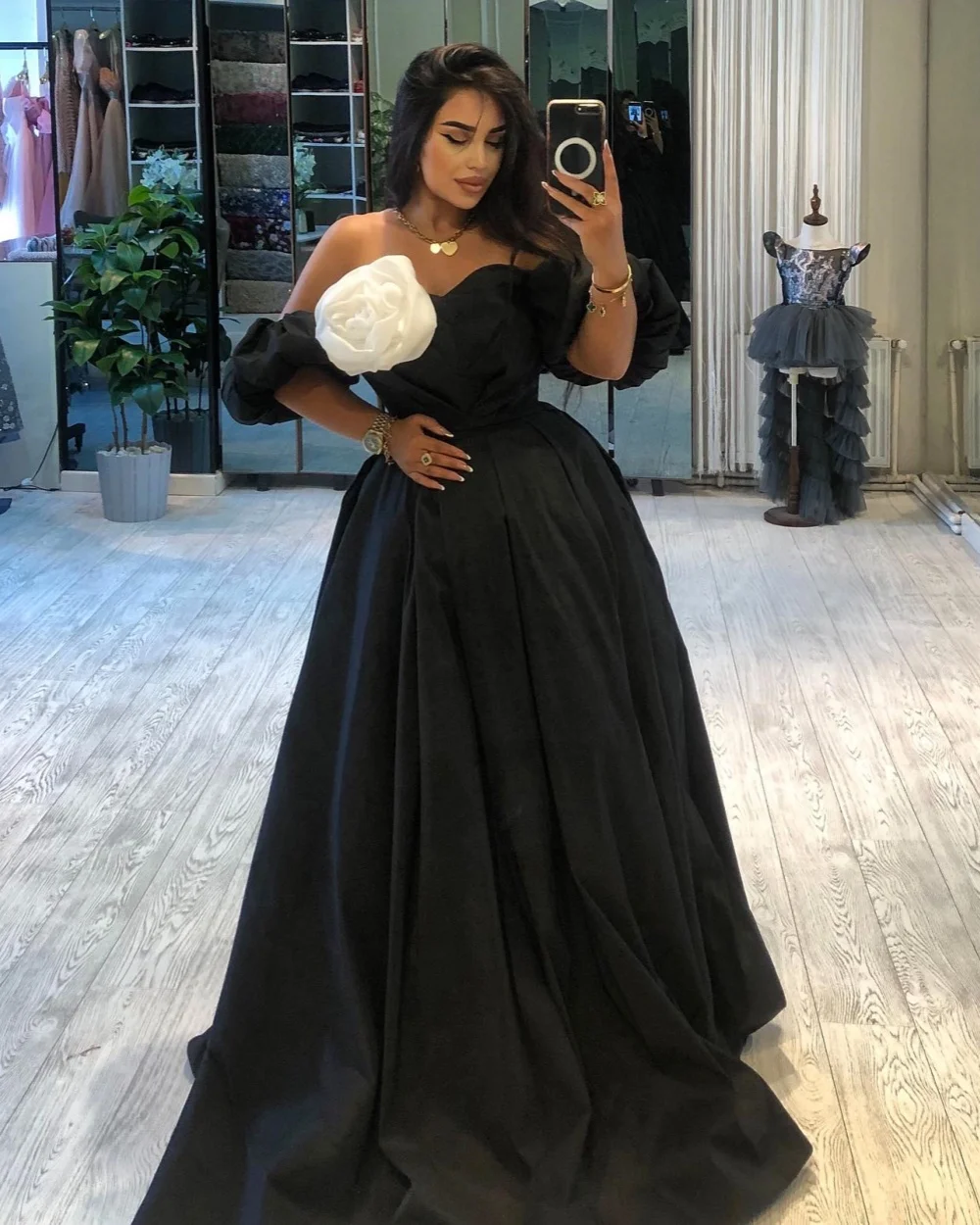 

Customized Intricate Jersey A-line Flower Off-the-shoulder Long Dresses Prom Dresses Classic Exquisite Modern Style Pastrol Chi