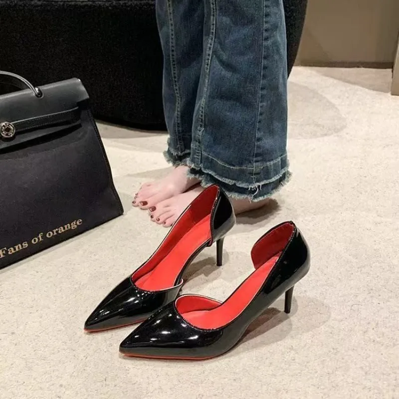 

New Style Summer Sexy Season High Heels Shoes Elegant Pointed Toe Patent Leather High Heels Side Open Red Sole Black Shoes Women