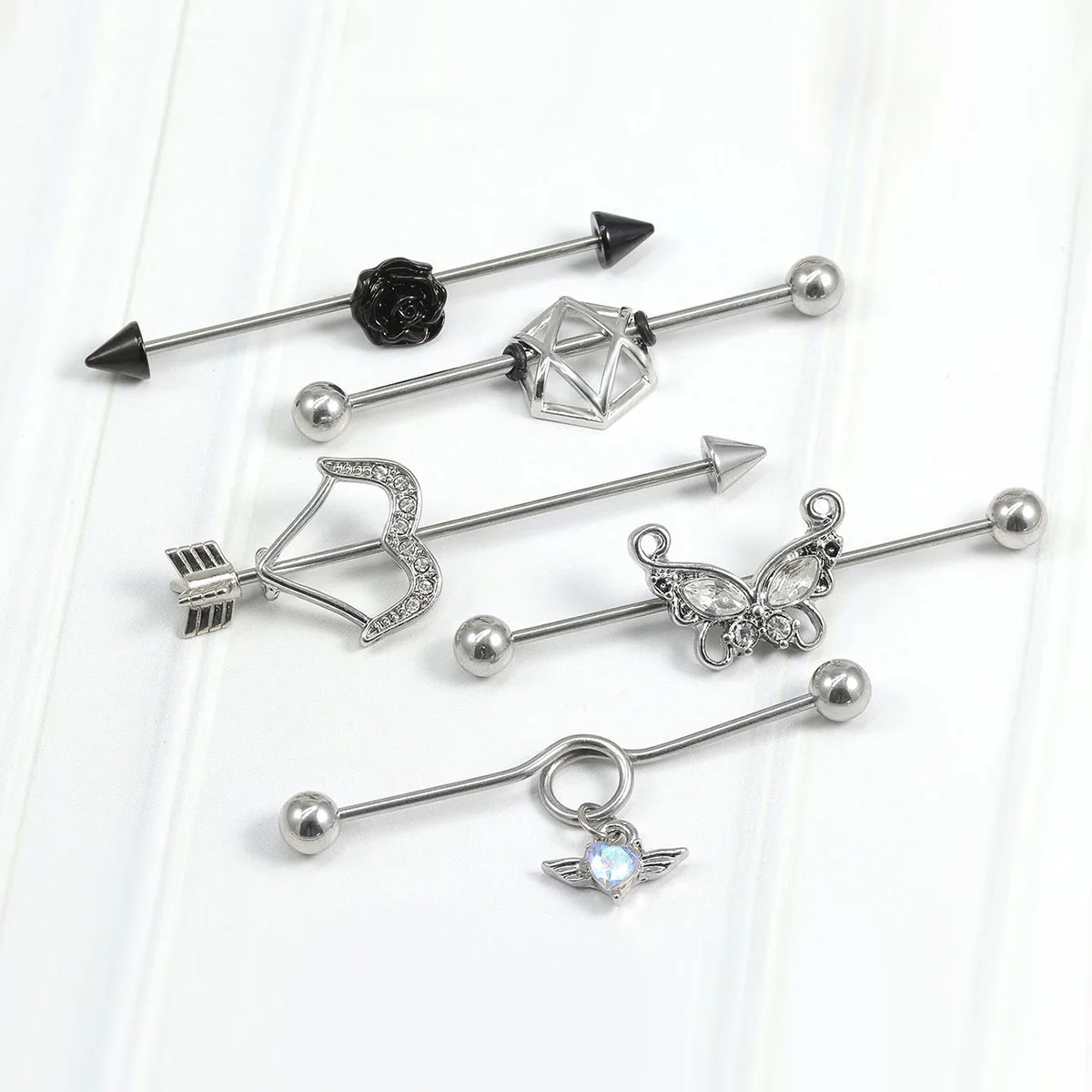 1 Pcs Stainless Steel Bow Butterfly Pendant Female Punk Industrial Barbell Cartilage Earring Tragus Long Spiral Piercing Jewelry