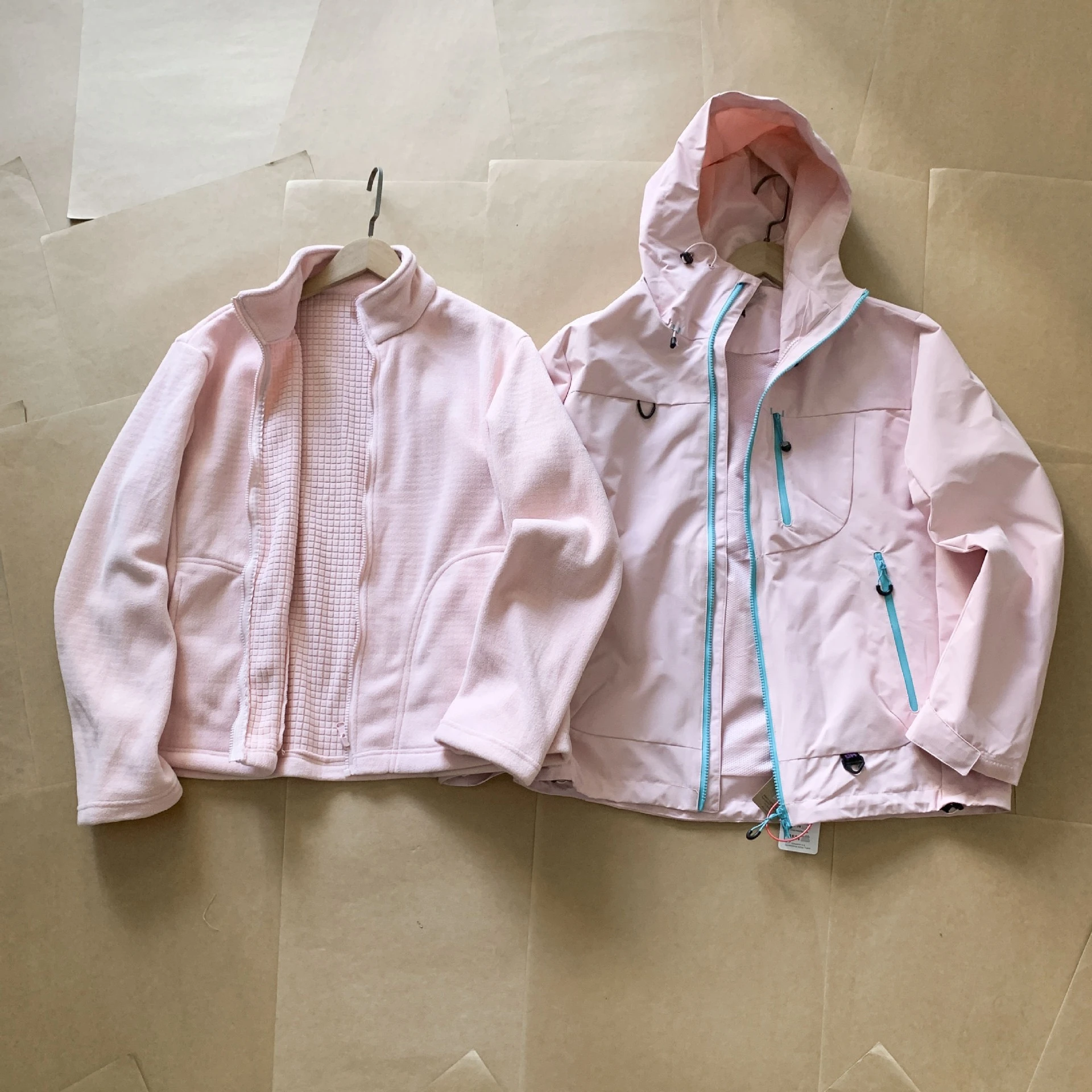 

Outdoor Autumn and Winter Couple's Three-in-one Down Jacket, Sports Cycling, Hiking, Skiing, Mountaineering Waterproof Jacket