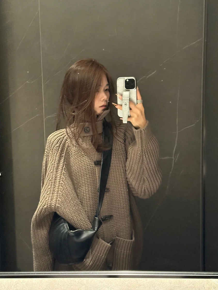 

Вязаное пальто ручной работы из толстой пряжи в корейском стиле, с пуговицами из рога, повседневное, свободного кроя, с длинными рукавами, женская куртка