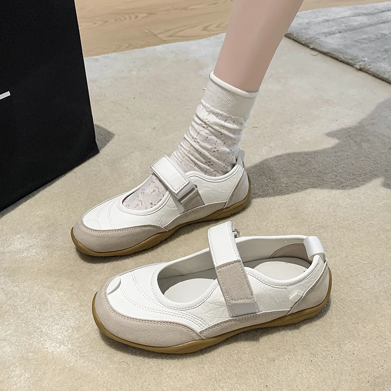 

2025 new Mary Jane women's shoes: premium Velcro ballet-style deconstructed training shoes, soft-soled and lightweight