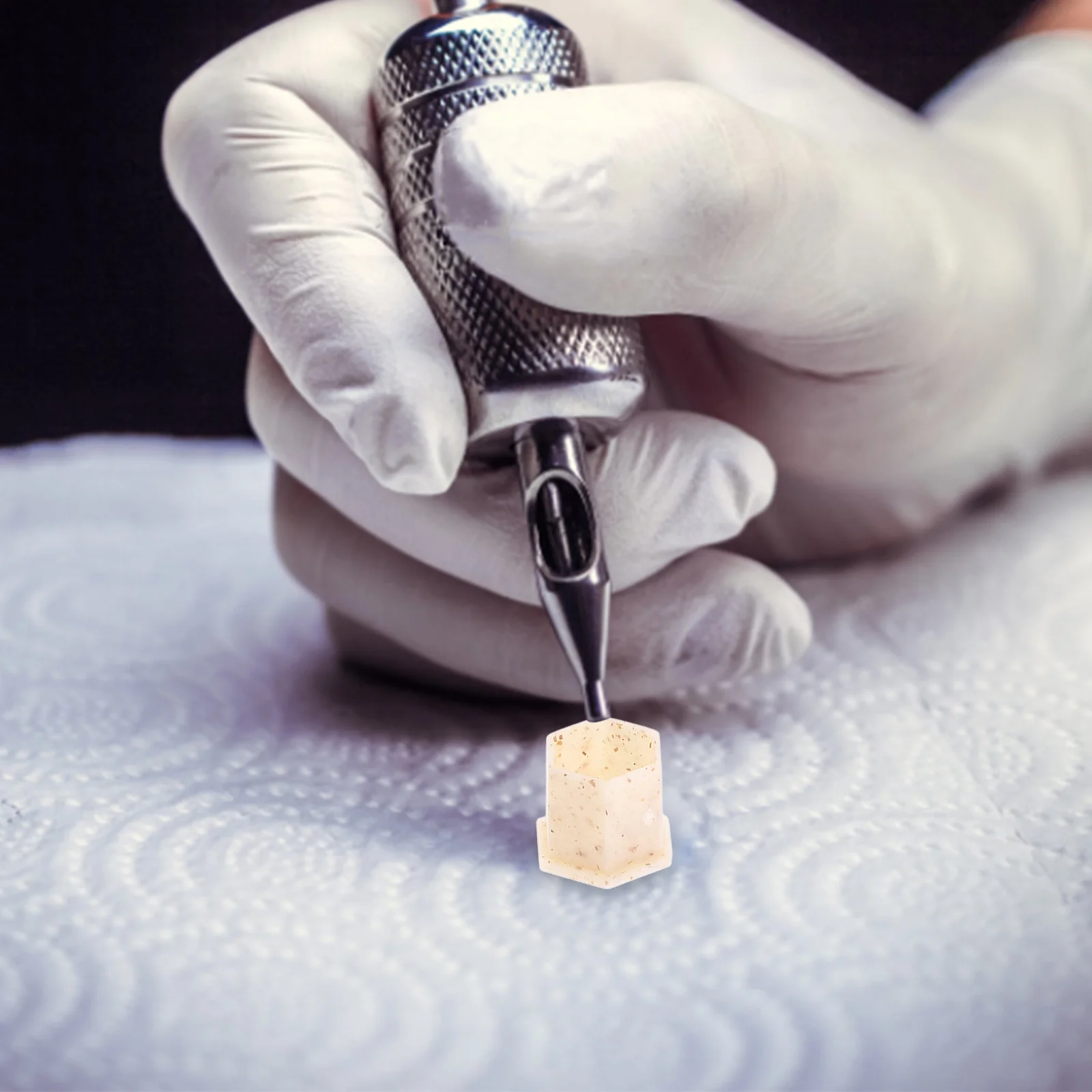 

200Pcs Tattoo Ink Cups Pigment Containers with Stable Base Ink Holders Small Compact Cups for Tattooing Supplies